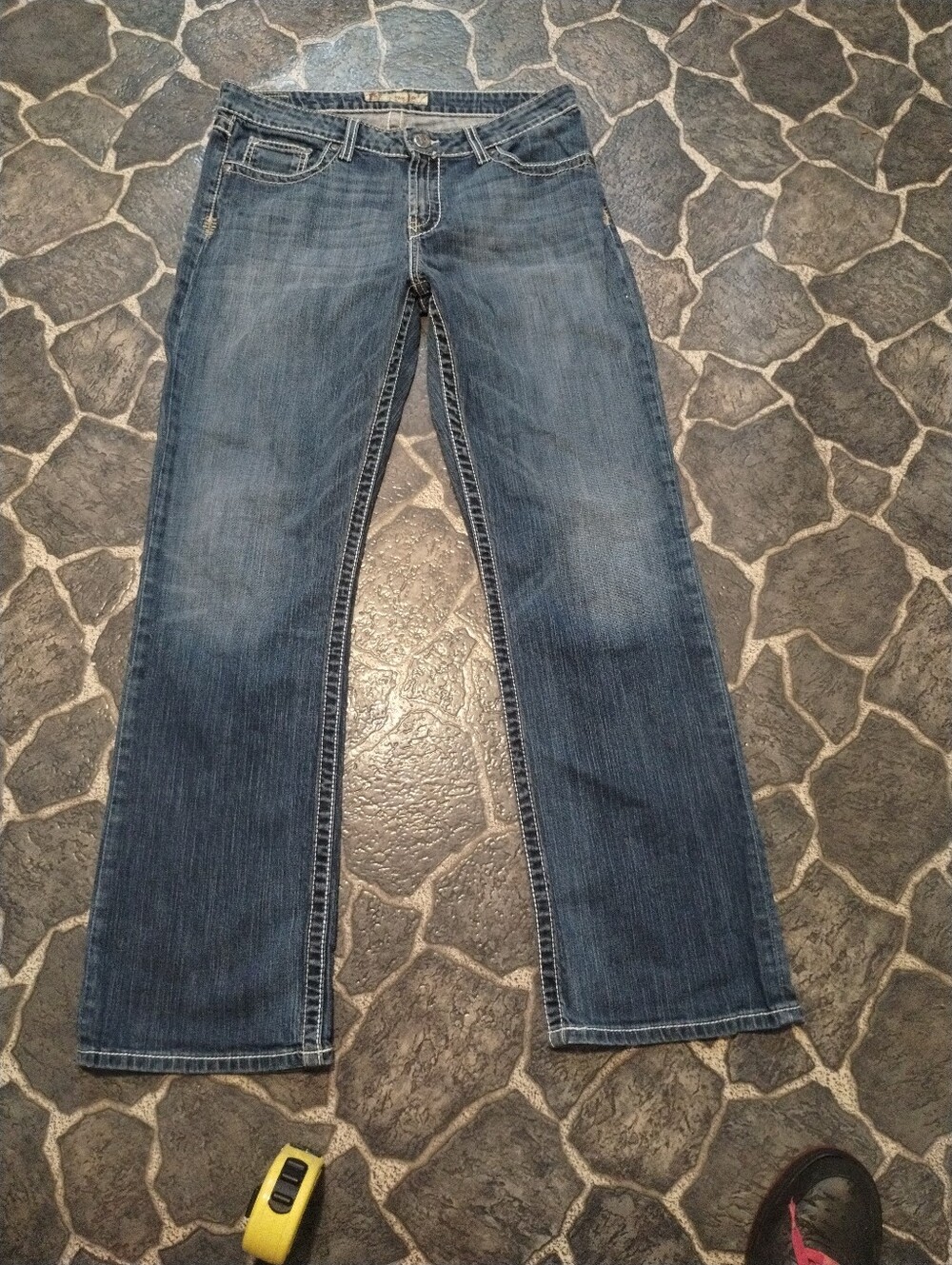 BKE Taylor women's low slung baggy jeans 31 " x 31.5 "